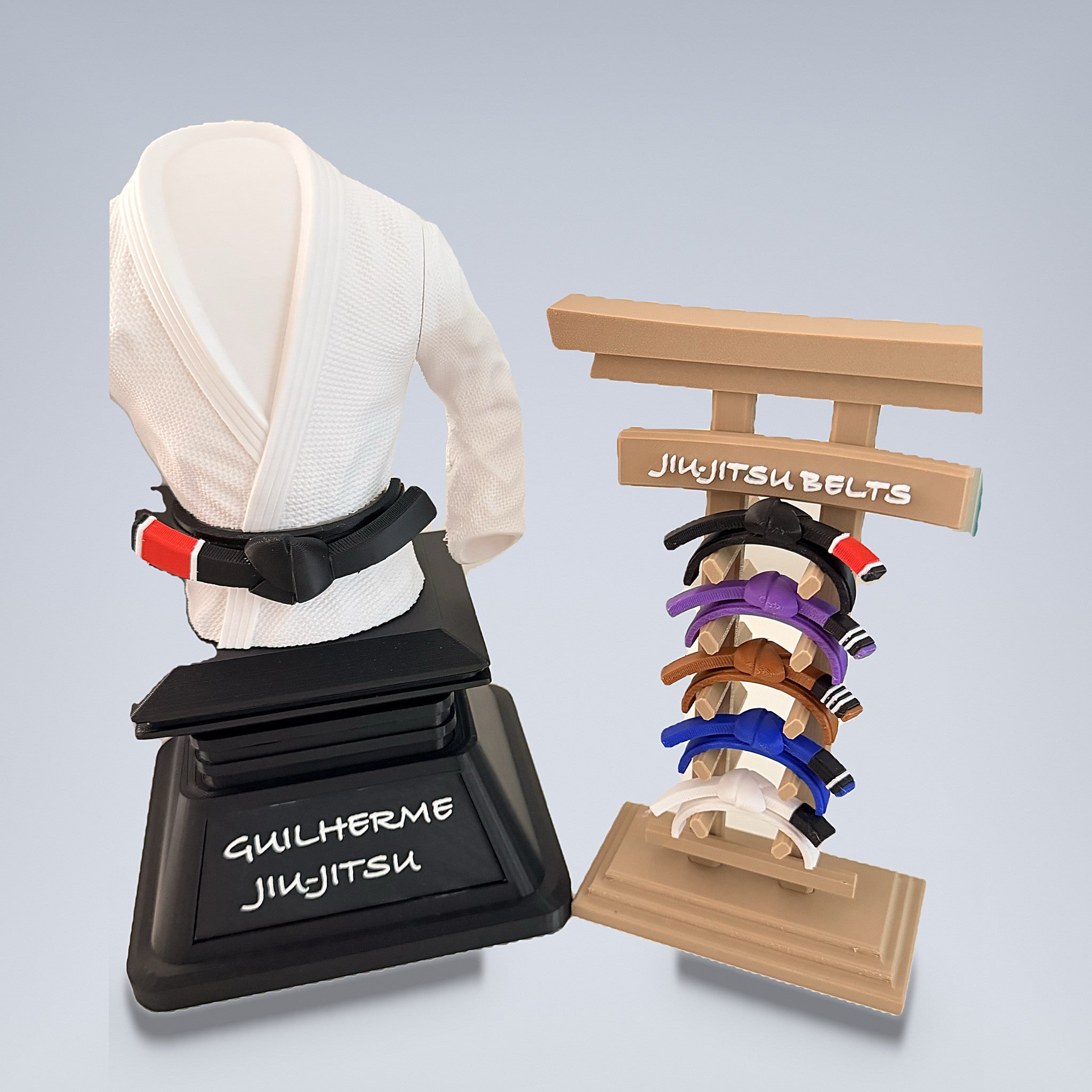Personalised jiu-jitsu belt display set — torii belt rack and gi trophy with name plaque, 3D printed